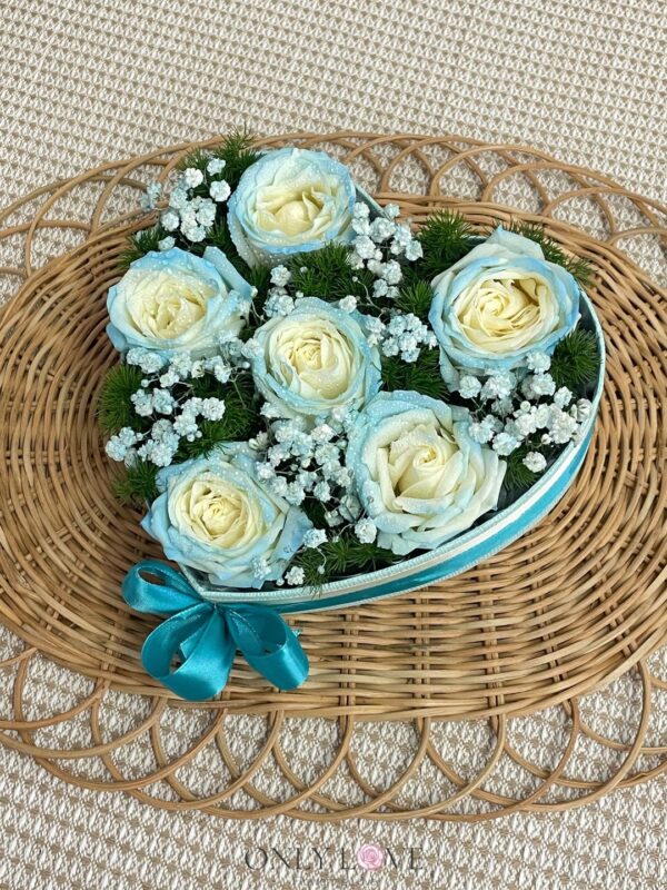 LB33 Heart Shaed Flower Box – Florist Taman Desa