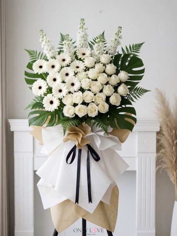 C96 Sympathy Wooden Stand – Florist Sentul