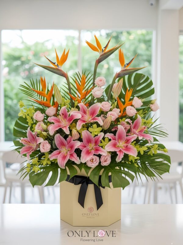 BB056 Luxury Flower Bloom Box – Florist Kuala Lumpur