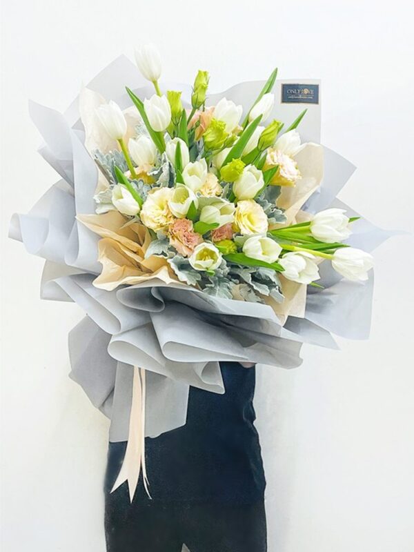 THB15 Tulip Bouquet – Florist Setia Alam