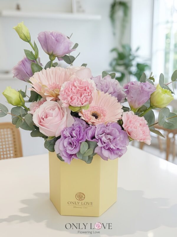 BB072 Flower Bloom Box – Florist Kelana Jaya