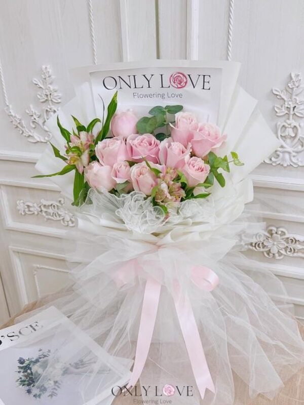 L170 ONLY LOVE BOUQUET – Florist Jalan Ampang