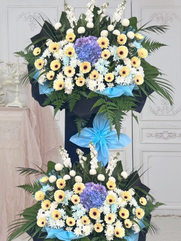 C163 Sympathy Flowers Stand (6ft Height) – Florist Sungai Buloh