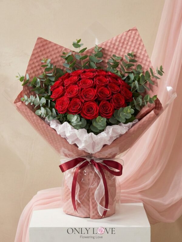 VT054 Enchanted Blush Roses Bouquet (M-L) – Florist Sentul