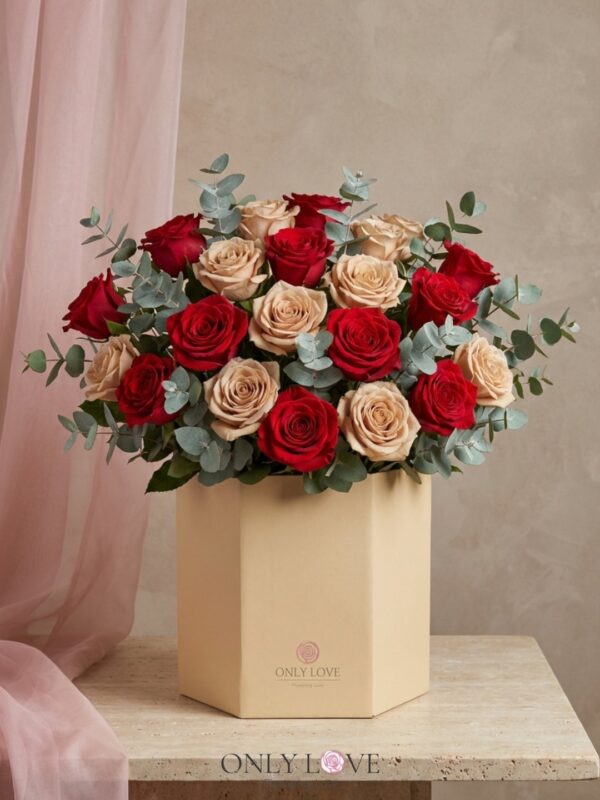 VT057 Enchanted Blush Roses Bloom Box – Florist Seri Kembangan
