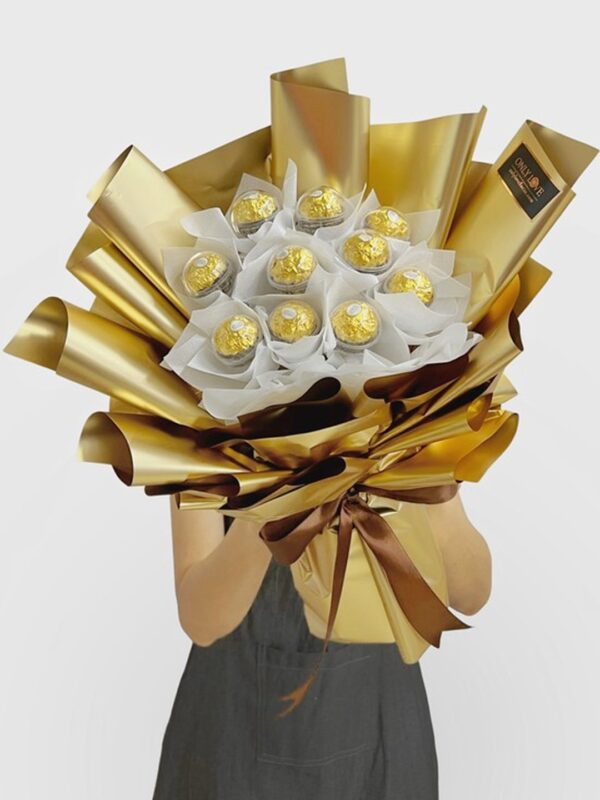 E10 Ferrero Rocher Bouquet – Florist Bukit Jalil