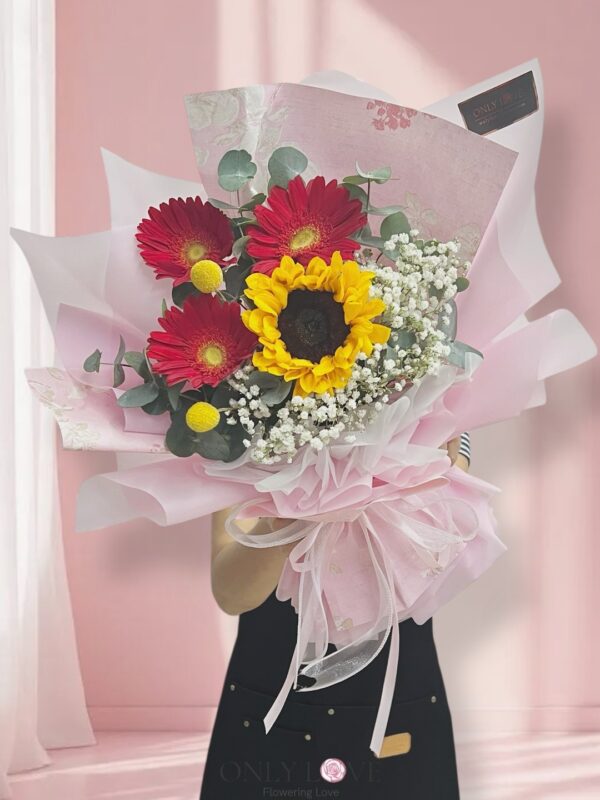 S05 Classic Elegance Sunflower Bouquet – Florist Bandar Kinrara