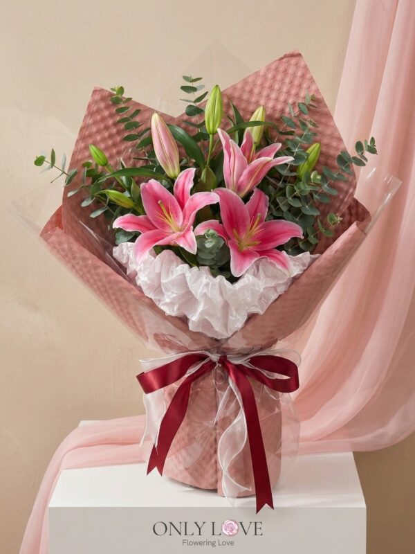 A03 Enchanted Blush Lilies Bouquet (M)