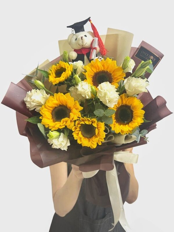 GB15 Graduation Bouquet – Florist Taman Maluri