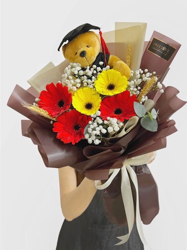 GB17 Graduation Bouquet – Florist Petaling Jaya