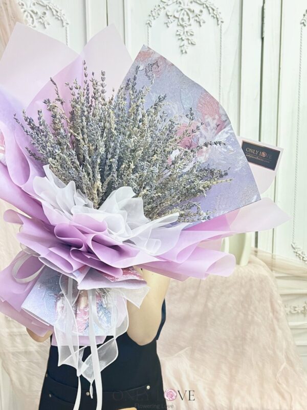 DF01 Classic Elegance Lavender Bouquet (Dried) – Florist Kelana Jaya