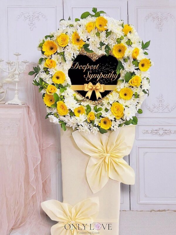 C62 Wreath Funeral Flower (6ft Height) – Florist Damansara Perdana