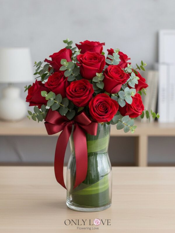 V01 Rose in Vase