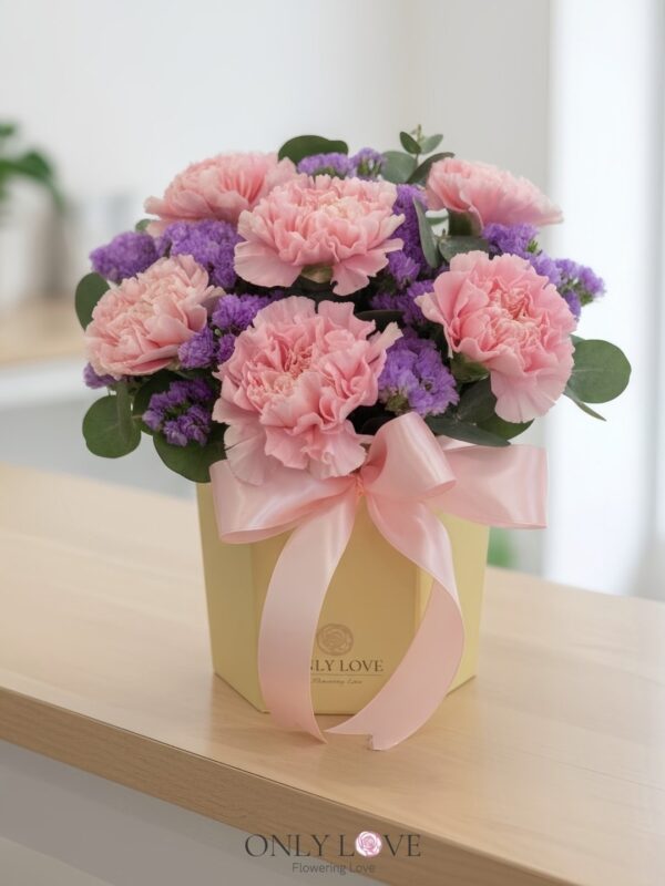MD053 Carnation Bloom Box – Florist Sri Hartamas