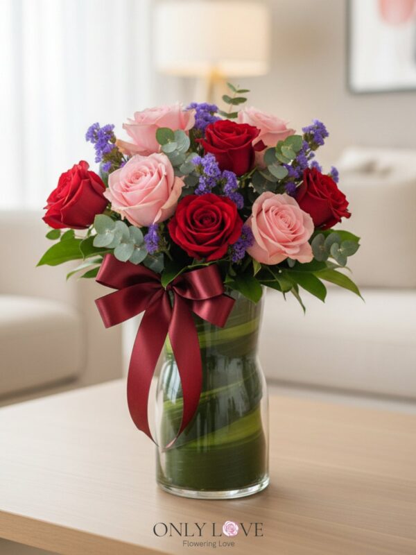 V05 Mixed Color Rose in Vase