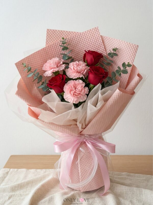 MD054 Carnation Bouquet – Florist Bukit Jalil