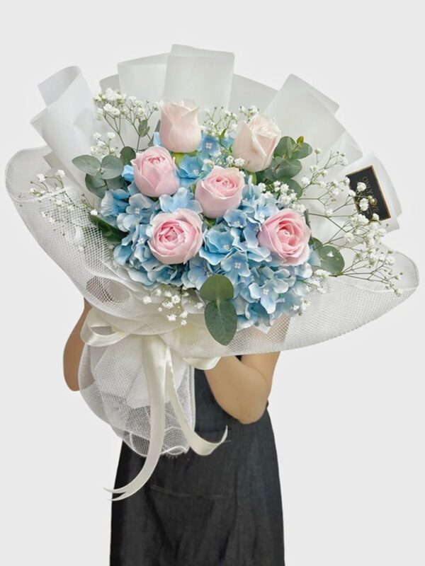 L114 Rose Flower Bouquet – Florist Bukit Jalil