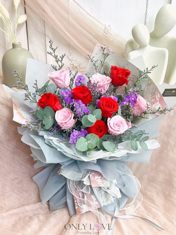 L119 Classic Elegance Rose Bouquet – Florist Old Klang Road