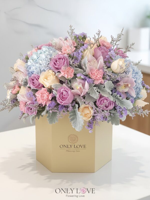 BB013 Flower Bloom Box – Florist Bukit Jalil