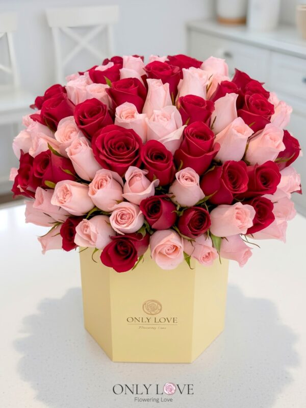 BB040 50 or 99 Roses Classic Elegance Bloom Box – Florist Serdang