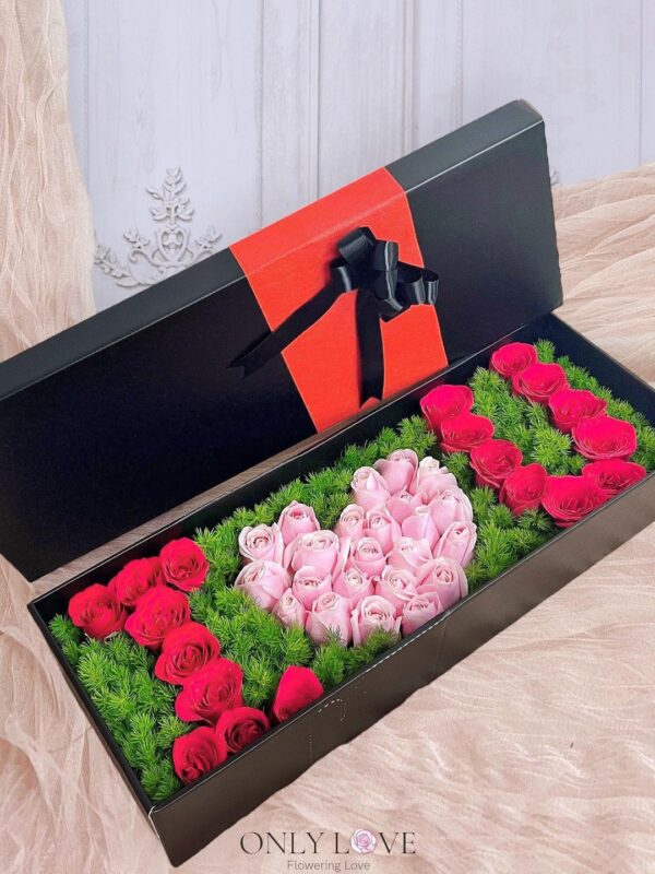 LB12 “I Love U” Roses Gift Box – Florist KL Sentral