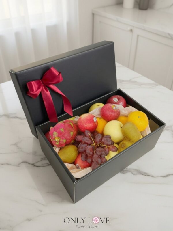 LB15 Assorted Fruist Gift Box