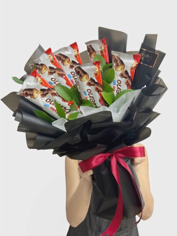 E30 Kinder Bueno Bouquet – Florist Seri Kembangan